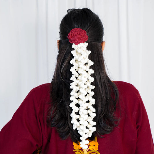 maroon crochet rose mogra gajra