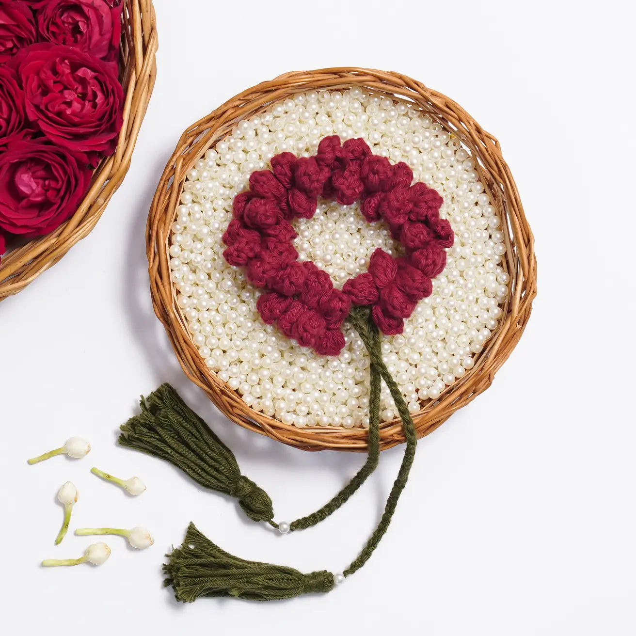 maroon crochet gajra
