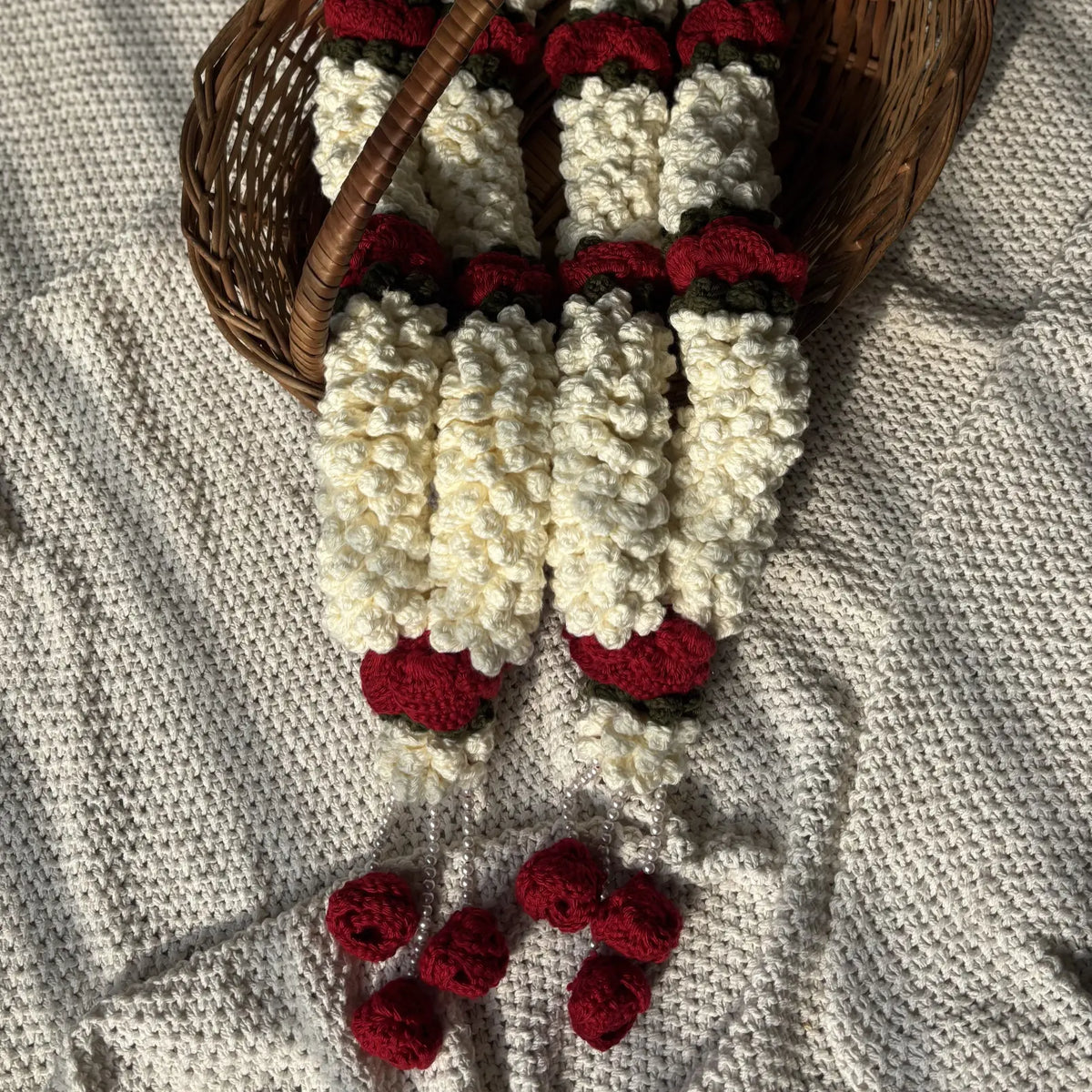 Kaamna Crochet Jaimalas